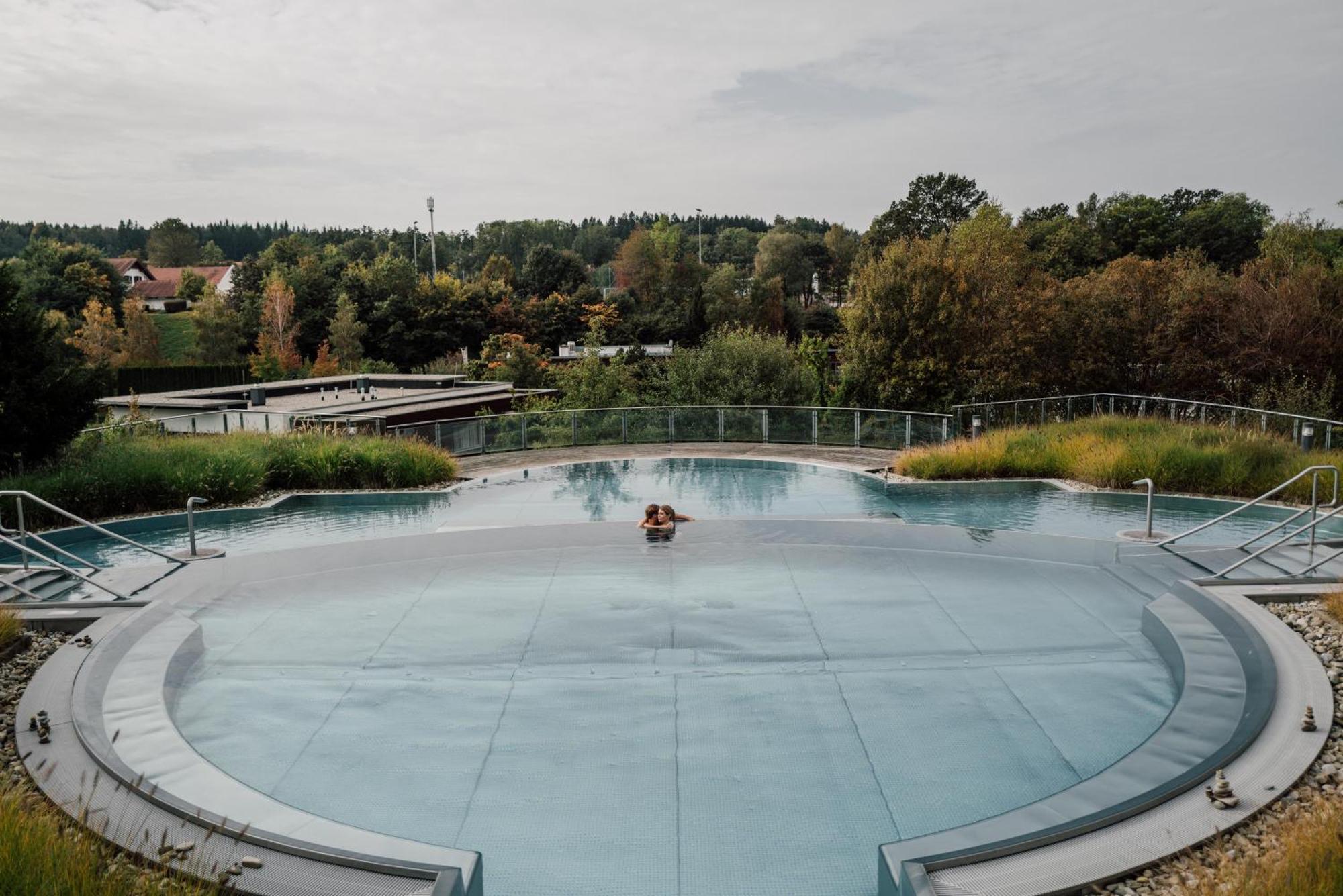 Spa Resort Geinberg Extérieur photo