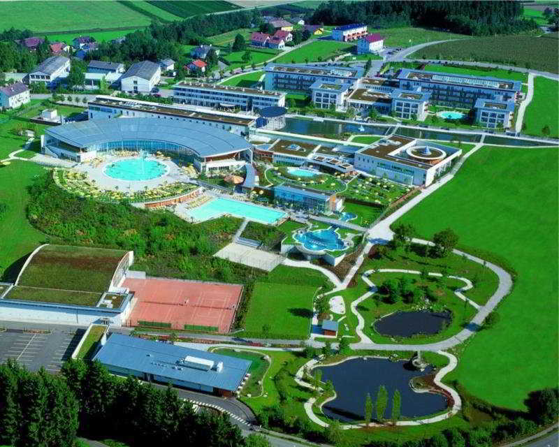 Spa Resort Geinberg Extérieur photo